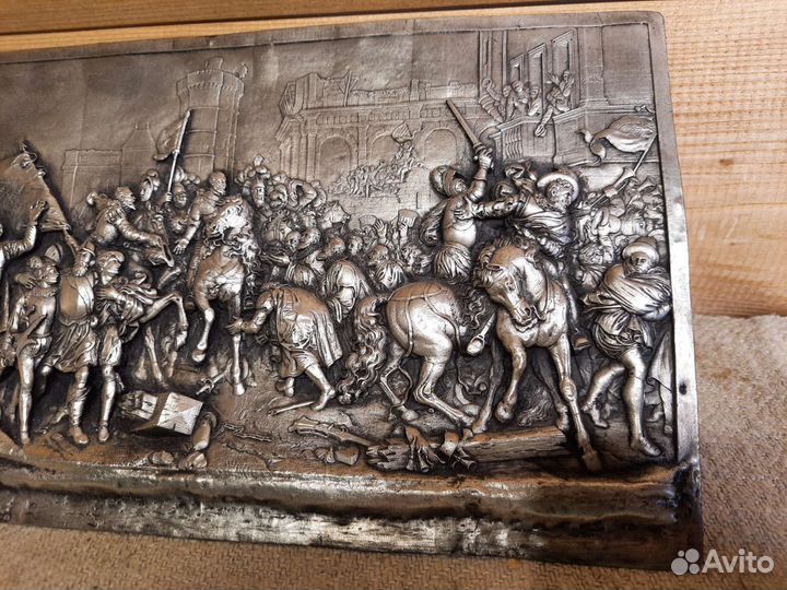 Чеканка Панно Битва В Париже