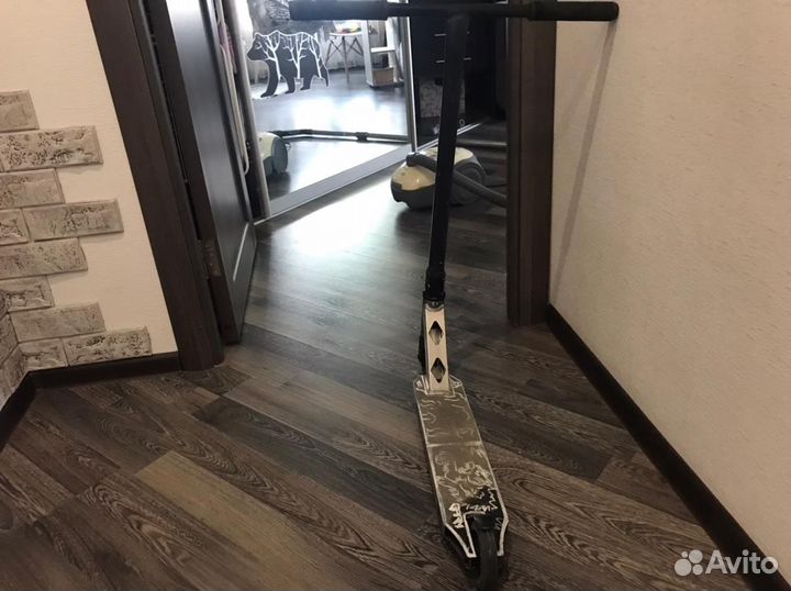 Трюковой самокат Tech Team