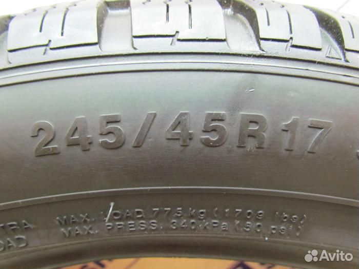 Kumho I'Zen KW27 245/45 R17 102R