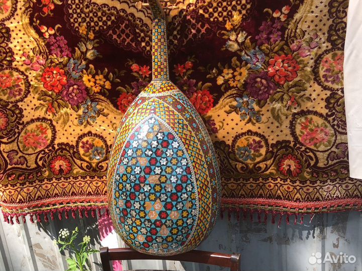 Музыкальный инструмент уд