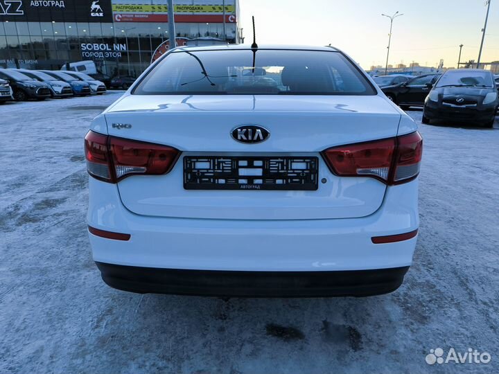 Kia Rio 1.6 AT, 2015, 111 112 км