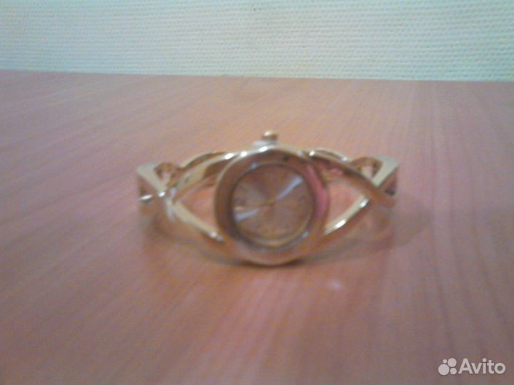 Новые часы avon