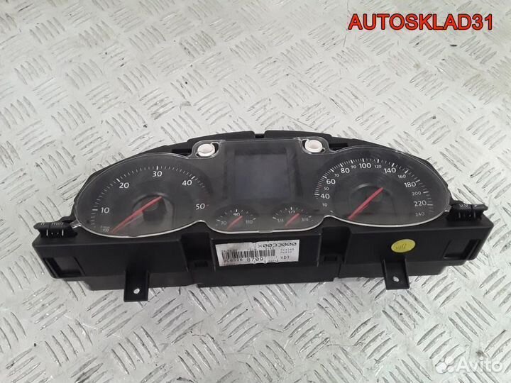 Панель приборов Volkswagen Passat B6 3C0920870Q