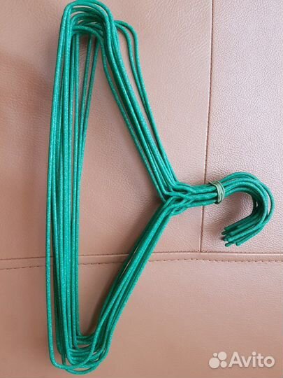 Вешалки - плечики детские 28 см