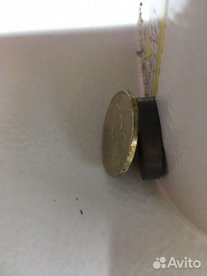 Монета 1993 года лмд не магнитная