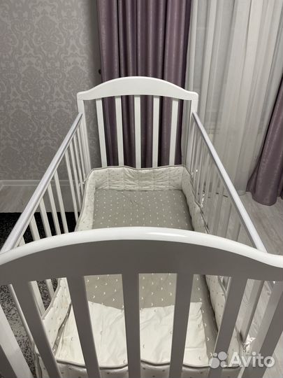 Детская кроватка