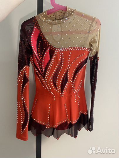 Костюм для фигурного катания