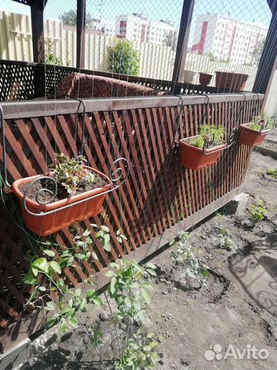 Кронштейны для цветочных ящиков