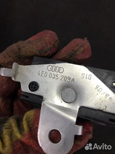 4E0035209A Помехоподавляющий фильтр Audi A8 D3