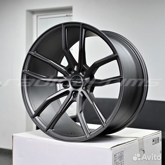 Radical STF-01 20х11 / 20х10 BMW X5 X6 Flow Forged