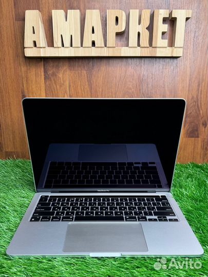 MacBook Pro 13 2020 M1 / 8 / 512 / Silver