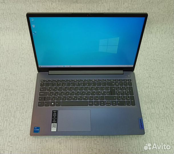 Ноутбук Lenovo Core i3-1115G4, SSD 256Gb,IPS