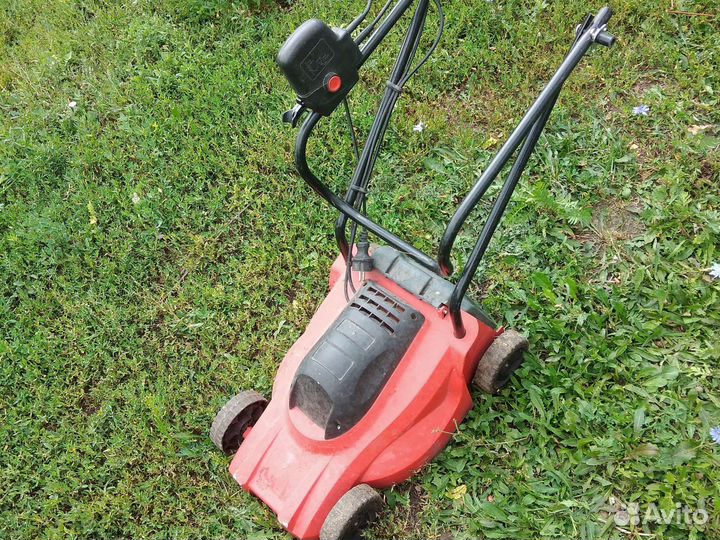 Газонокосилка электрическая