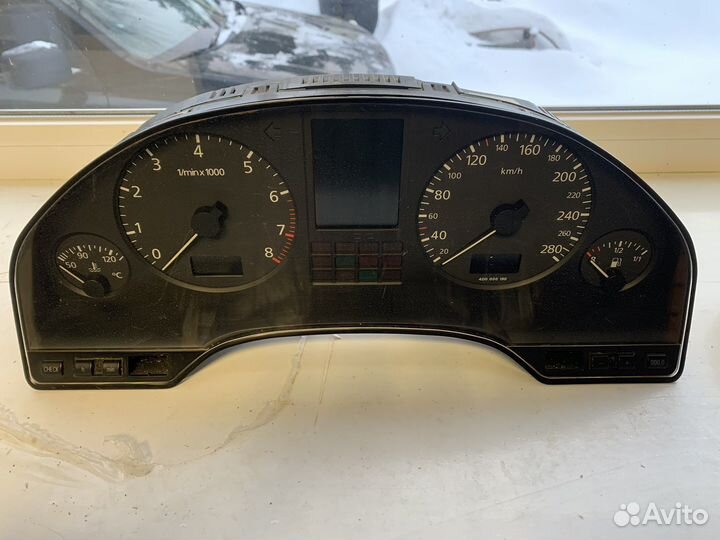 Панель приборов Ауди а8 d2