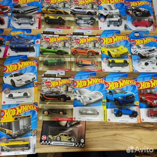 Машинки хот вилс hot wheels