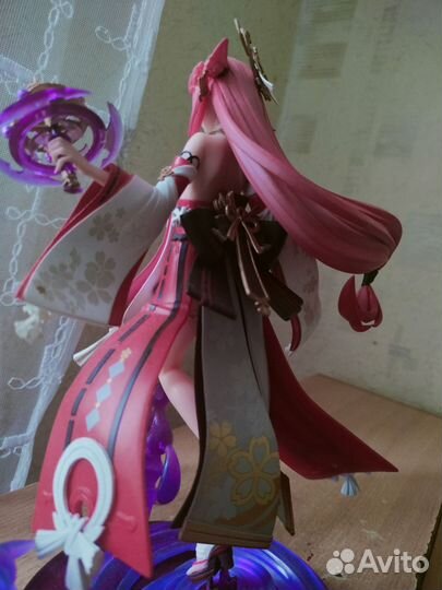 Объемная фигурка Яэ Мико из genshin impact