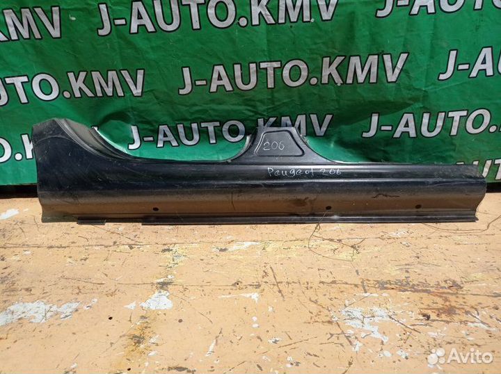 Порог правый Peugeot 206