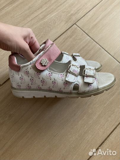 Босоножки woopy