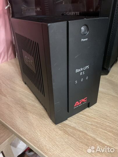 Ибп APC Back UPS 500