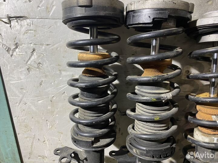 Амортизатор BMW F10 комплект Пробег 56533 км