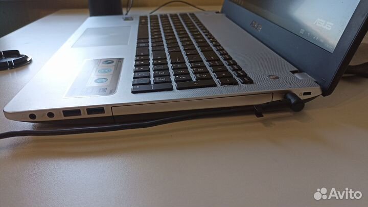 Ноутбук Asus N56JR 15.6