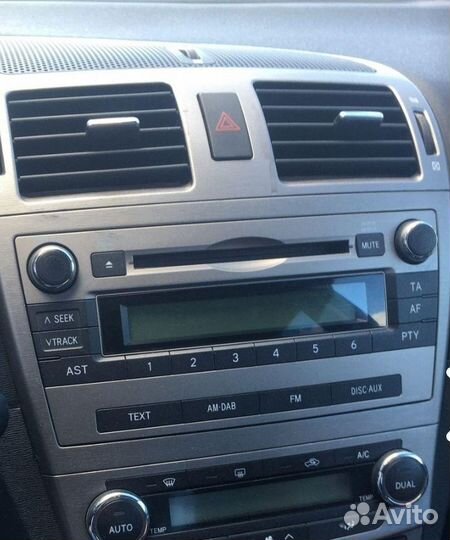 Магнитола toyota avensis штатная