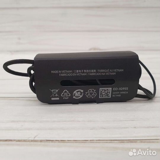 Новые наушники Самсунг Samsung EO-IG955