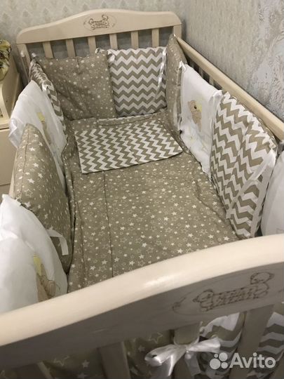 Комплект в детскую кроватку