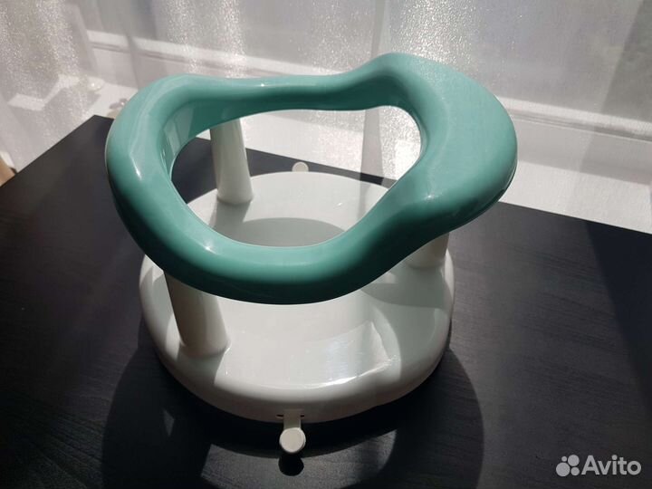Стульчик/сиденье для купания на присосках