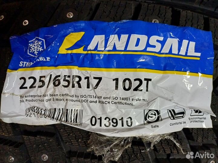 Landsail Ice Star IS37 225/65 R17 102T