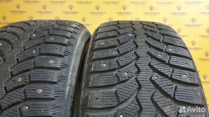 Bridgestone Blizzak Spike-01 235/55 R17 103T