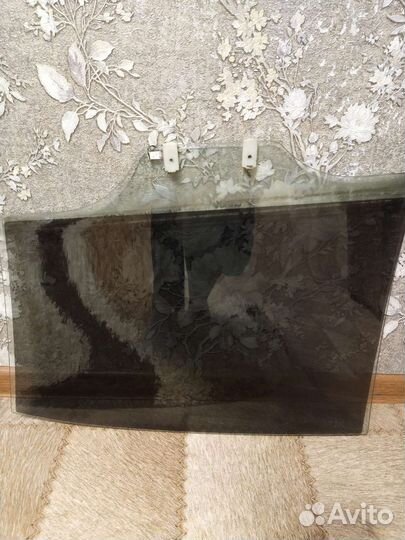 Стекло двери заднее боковое на киа рио хэтчбек