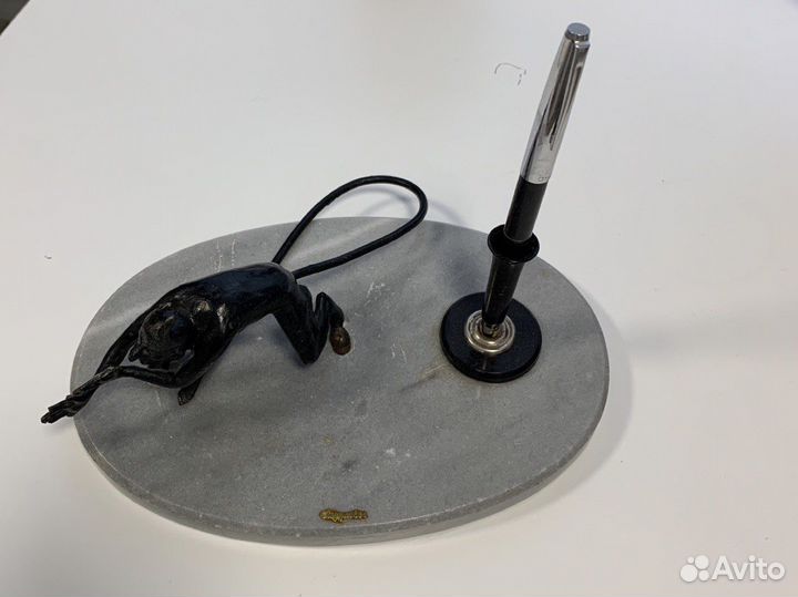 Статуя Чёрт