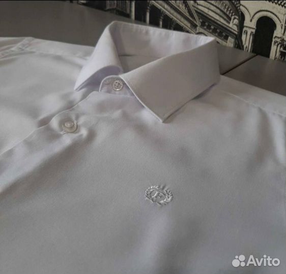 Рубашка белая