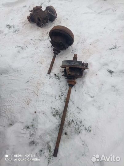 Поворотный кулак УАЗ 469