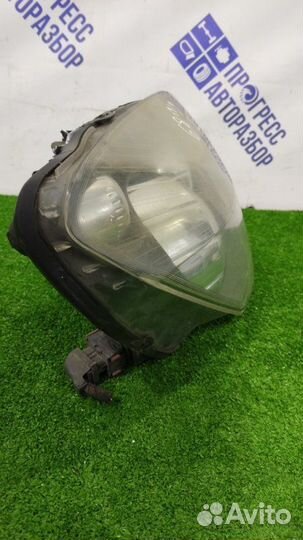 Фара передняя правая Opel Zafira универсал 1.8