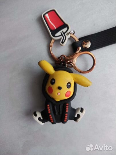 Брелок Пикачу