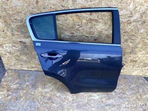 Дверь задняя правая Kia Sportage 4