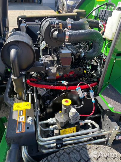 Трехсекционная барабанная косилка John Deere 2653B