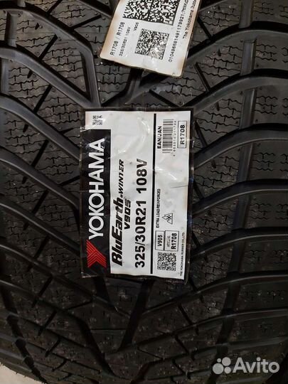 Yokohama BluEarth Winter V905 325/30 R21 и 285/35 R21