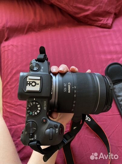 Беззеркальная камера canon