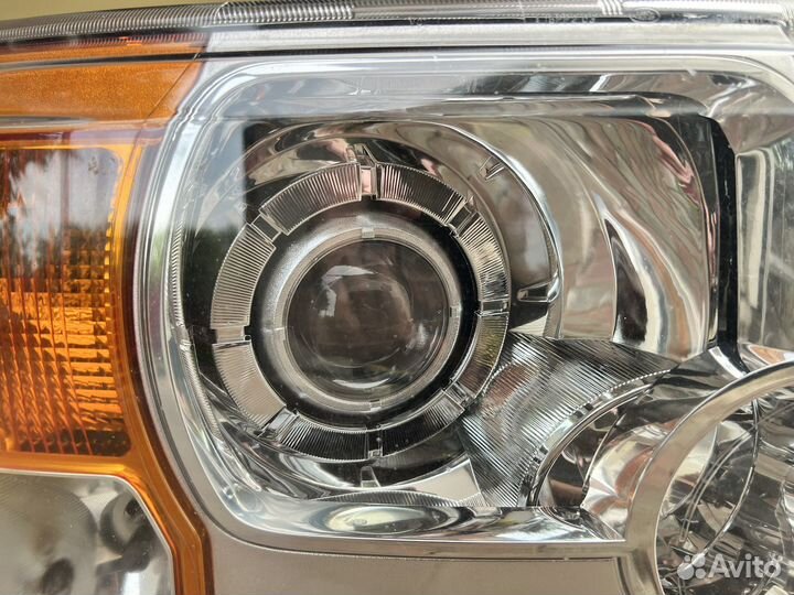 Фара левая Land Rover Discovery 3