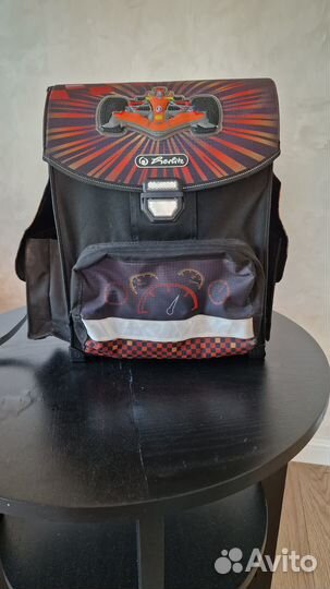 Школьный рюкзак