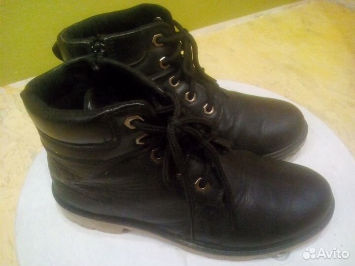 Ботинки осенние