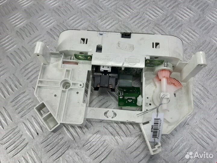 Переключатель для Nissan Almera N16