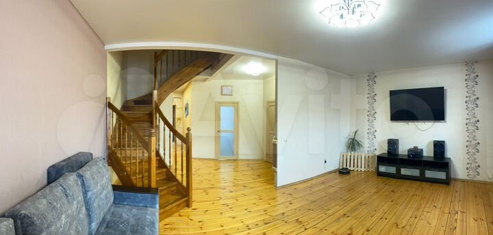 Дом 140 м² на участке 7 сот.