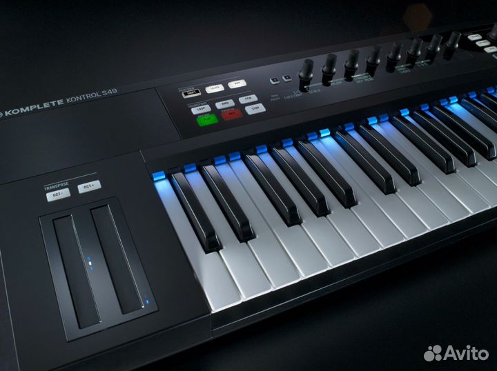 Контроллер Komplete Kontrol S25
