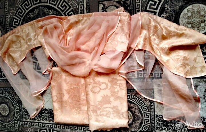 Штора с ламбрикеном. Тюль