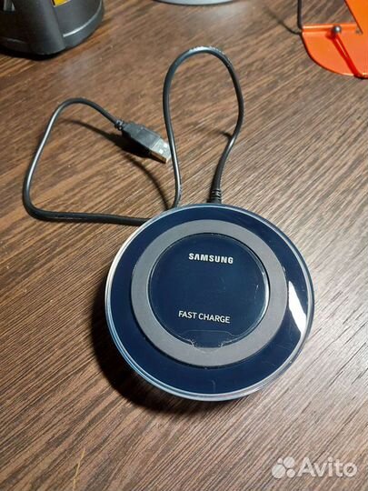 Беспроводное зарядное устройство Samsung Wireless