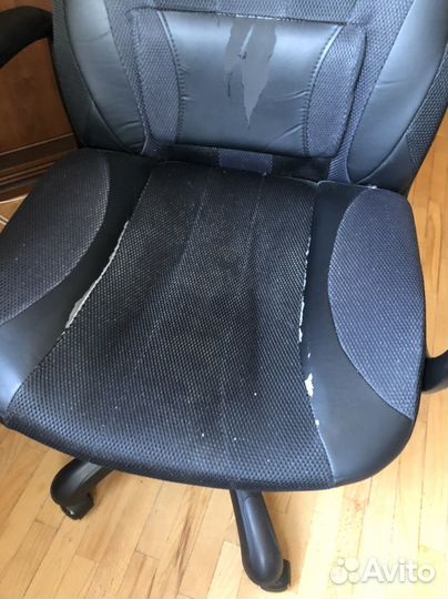 Компьютерное кресло